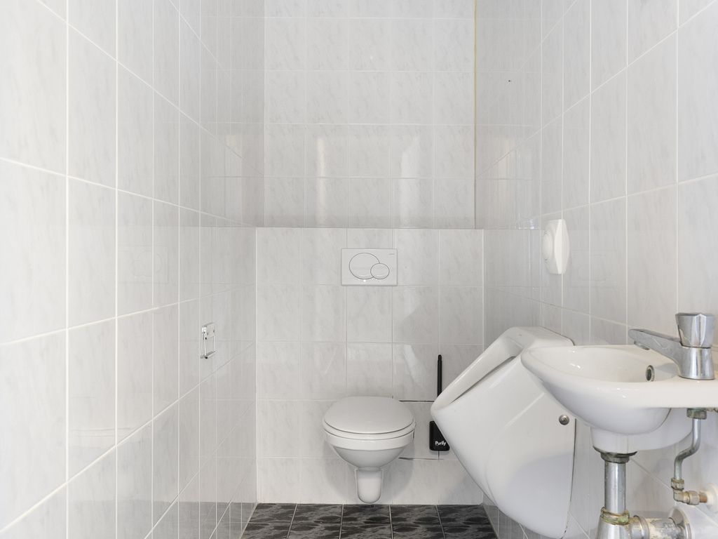 Neutronenlaan 54, Uden