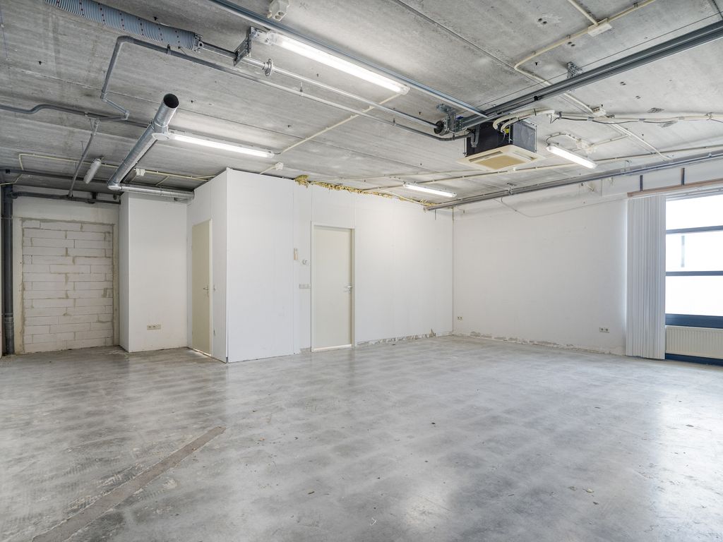 Neutronenlaan 54, Uden