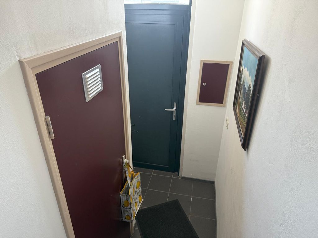 Sniederslaan 18, BLADEL