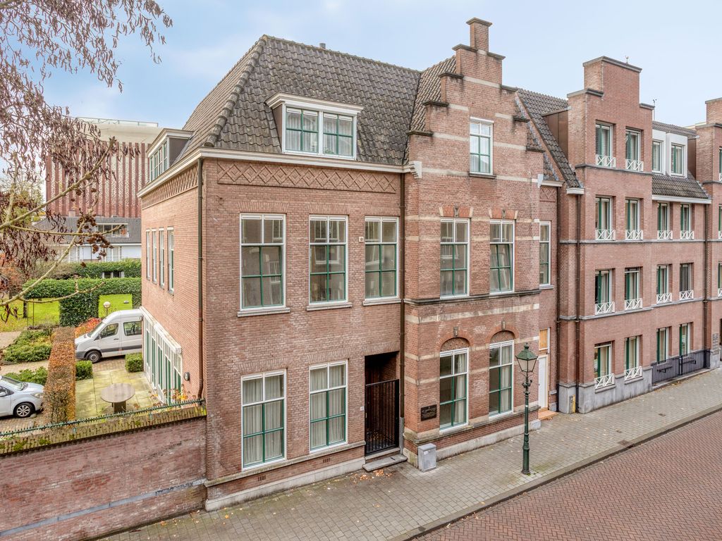 Papenhulst 51, 'S-Hertogenbosch