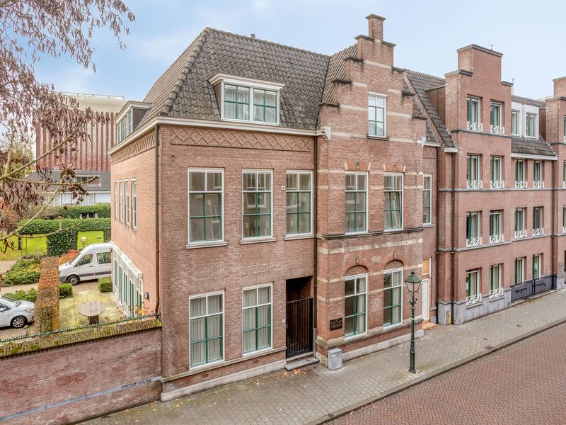 Papenhulst 51, 'S-Hertogenbosch