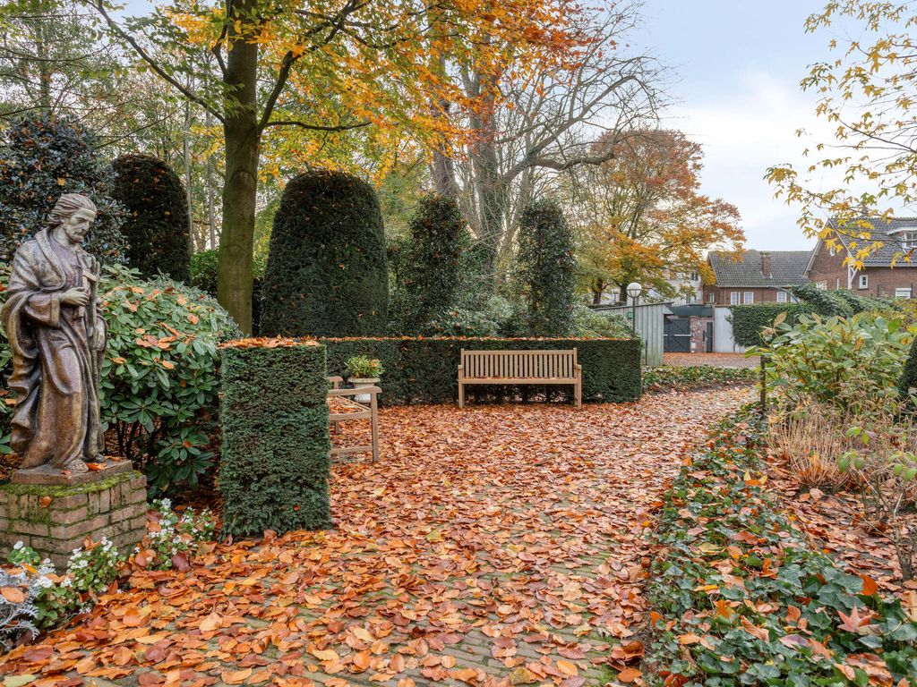 Papenhulst 51, 'S-Hertogenbosch