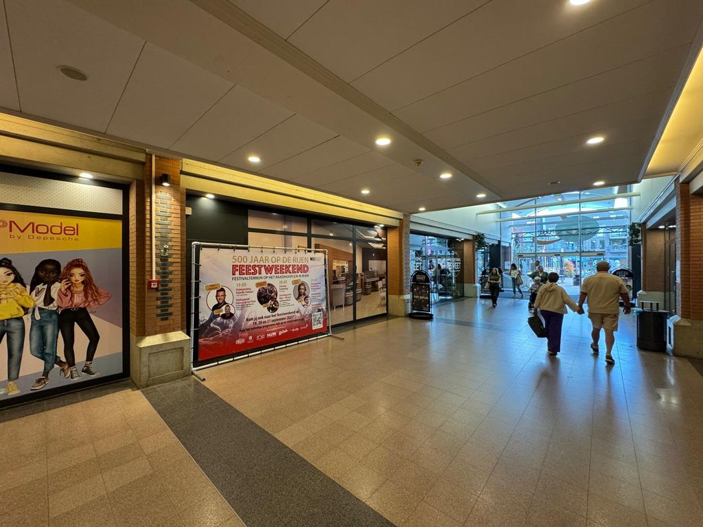 Wilhelminaplein 2, Rijen