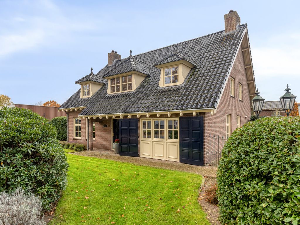 Heesterseweg 27, Geffen