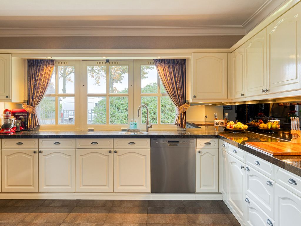 Heesterseweg 27, Geffen