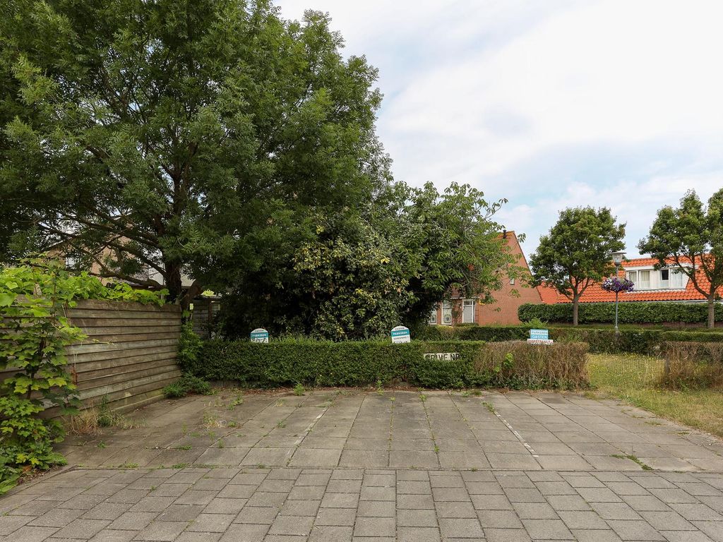 Schelpweg 1, DOMBURG