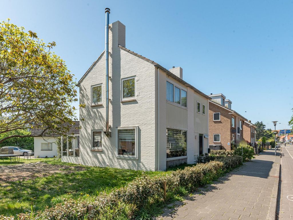Schelpweg 1, DOMBURG