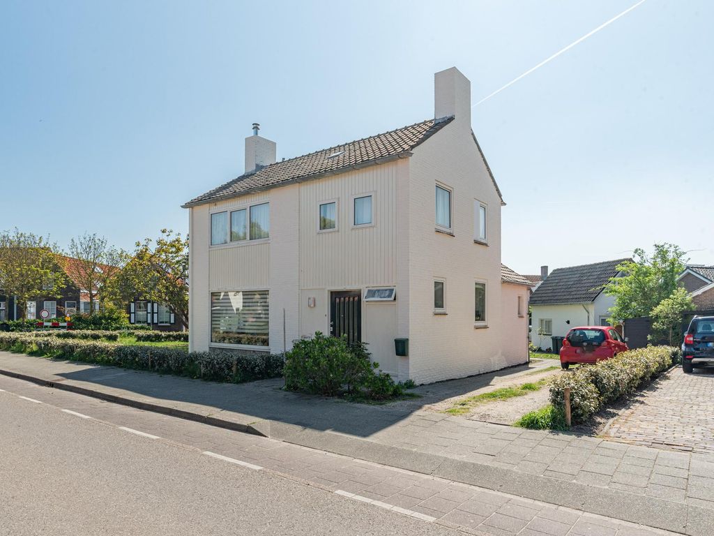 Schelpweg 1, DOMBURG