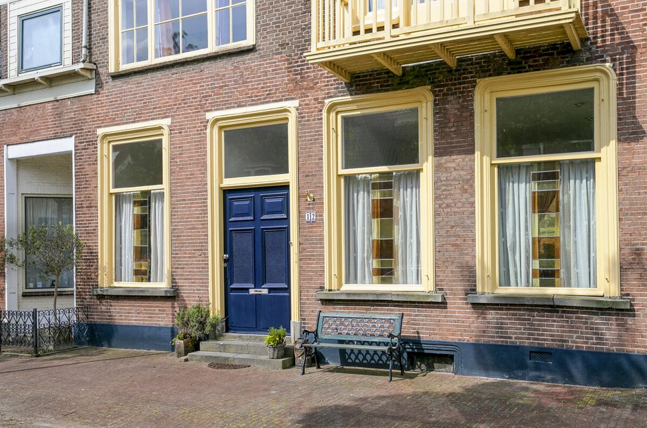 Voorstraat 12