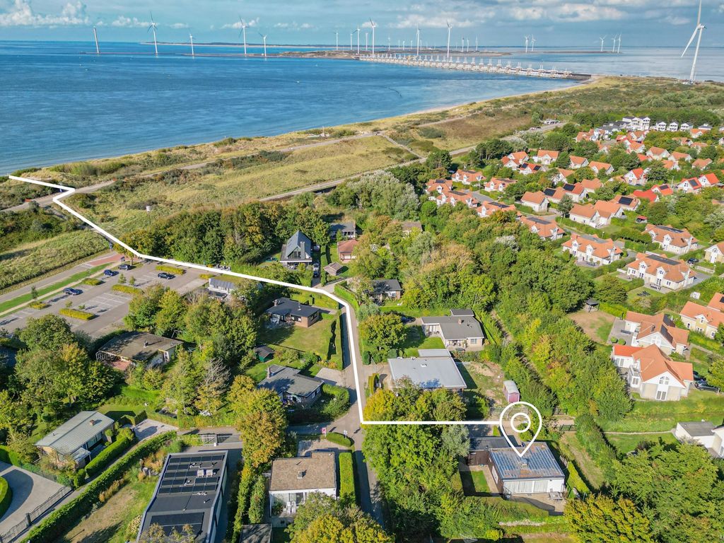 Leeuwerikenlaan 16, KAMPERLAND