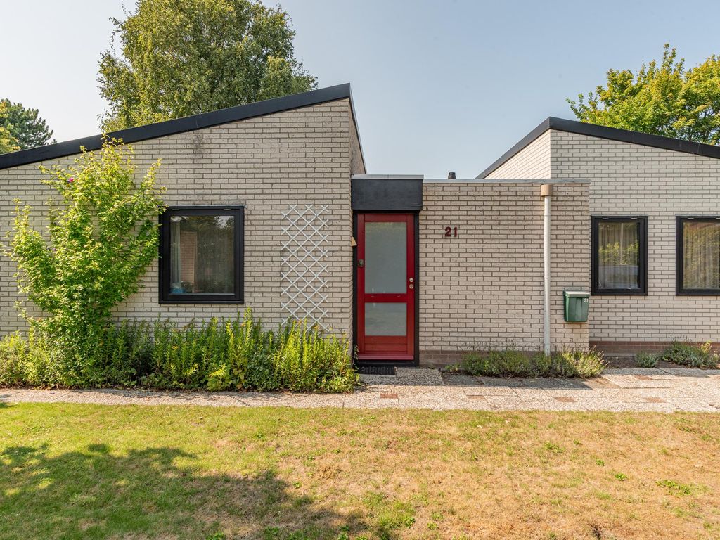 Eikenlaan 21, KAMPERLAND