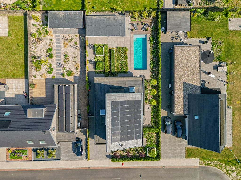 Sierperendreef 11, KAMPERLAND
