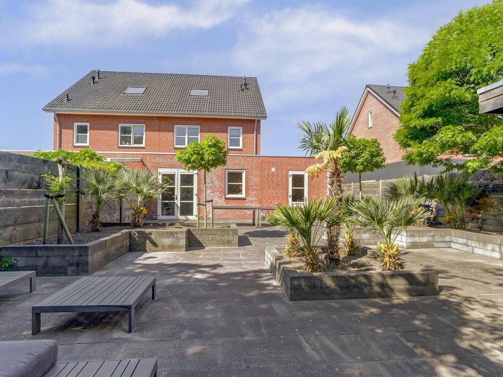 Meestoof 19, COLIJNSPLAAT