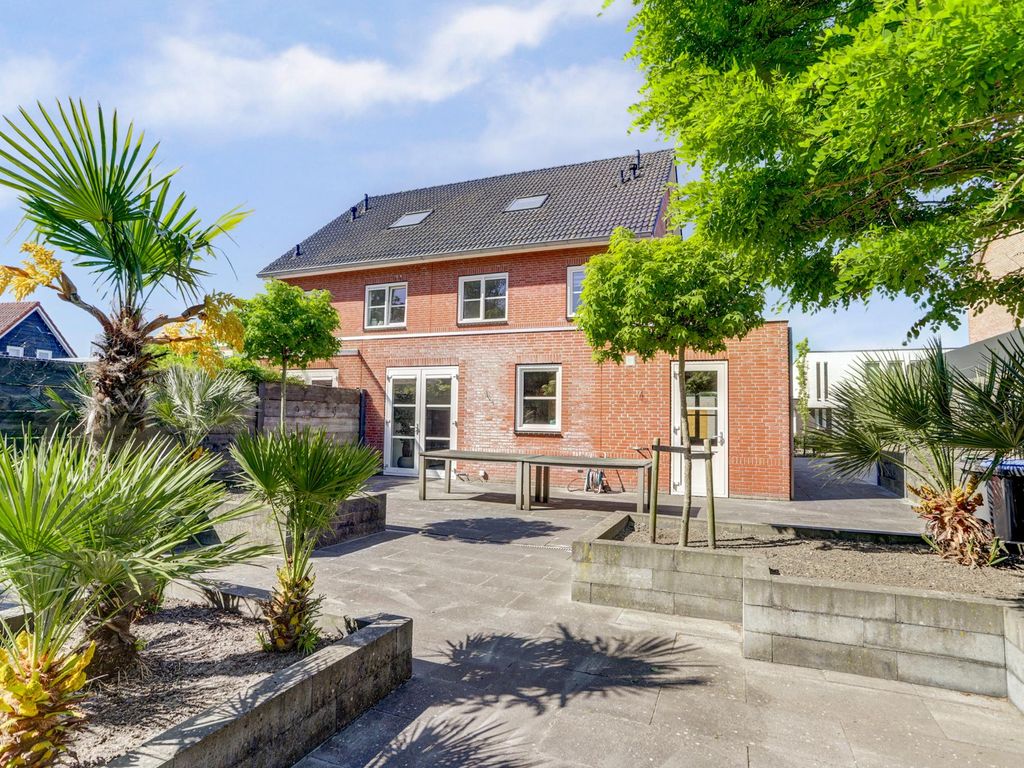 Meestoof 19, COLIJNSPLAAT