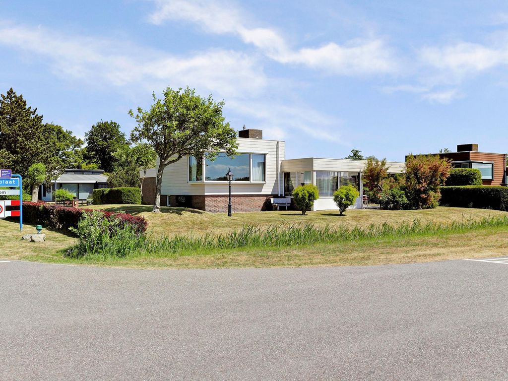 Cederlaan 1, KAMPERLAND