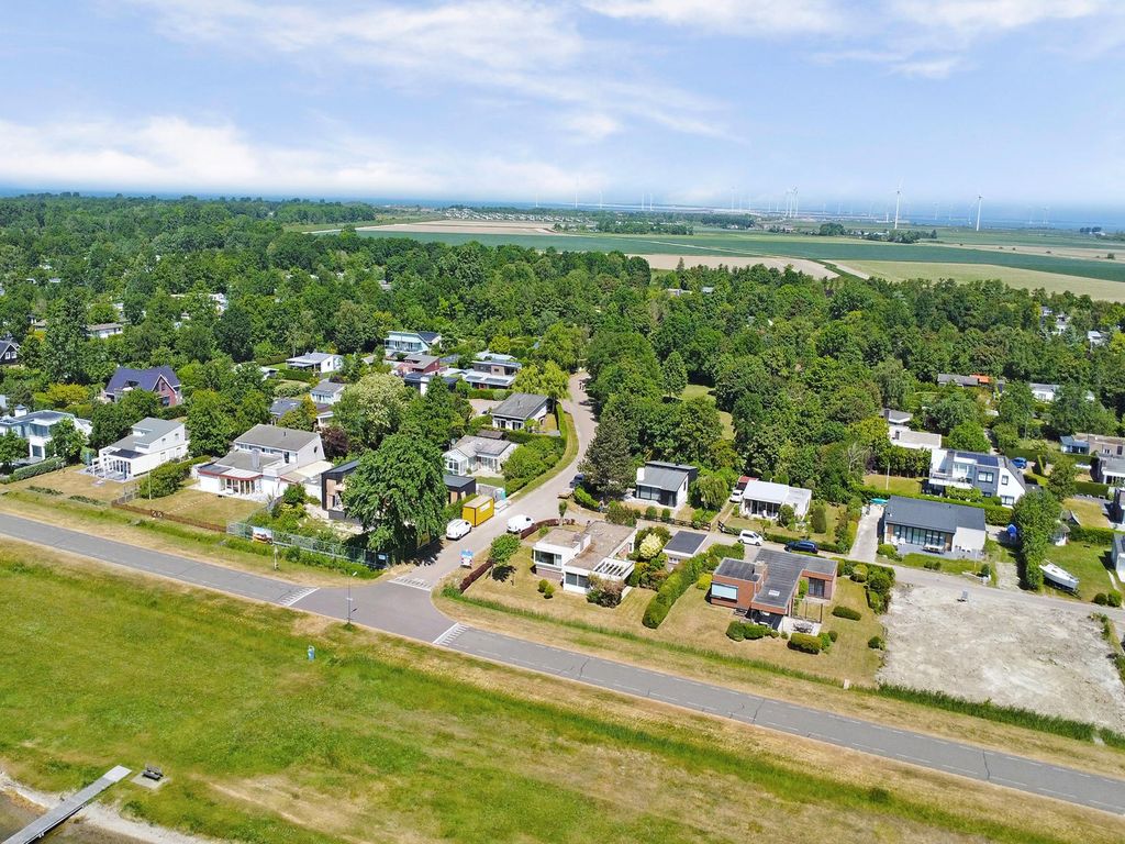 Cederlaan 1, KAMPERLAND