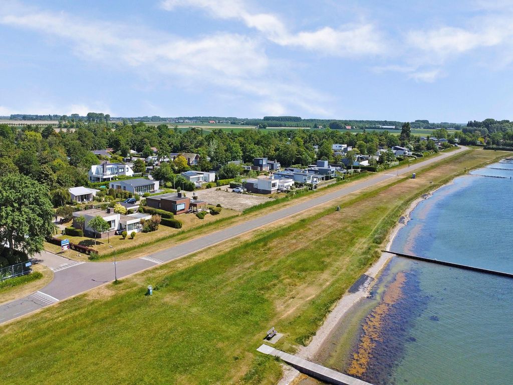 Cederlaan 1, KAMPERLAND