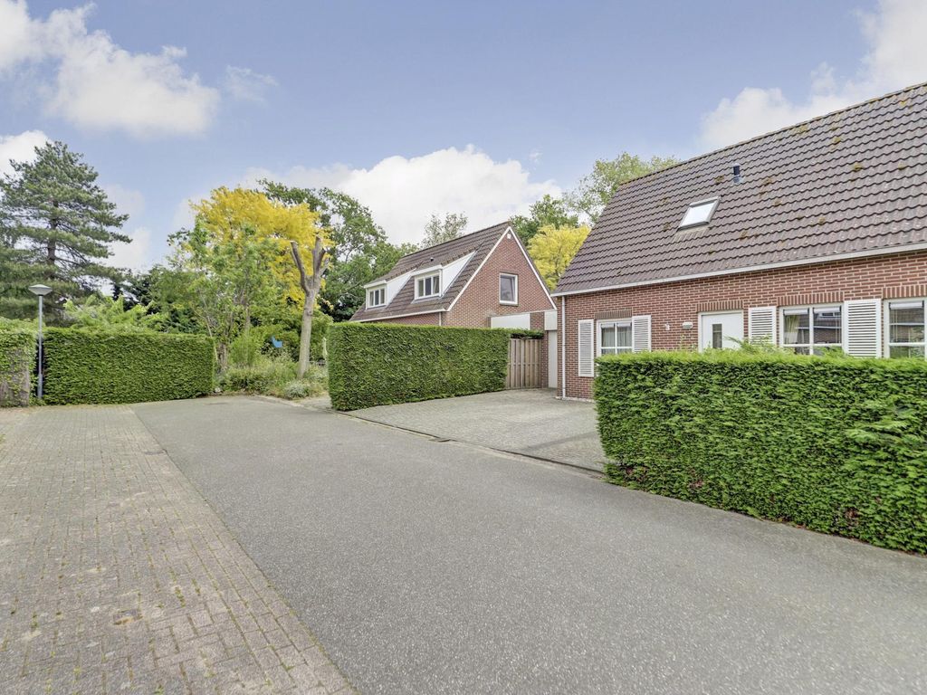 Platboslaan 16, BURGH-HAAMSTEDE