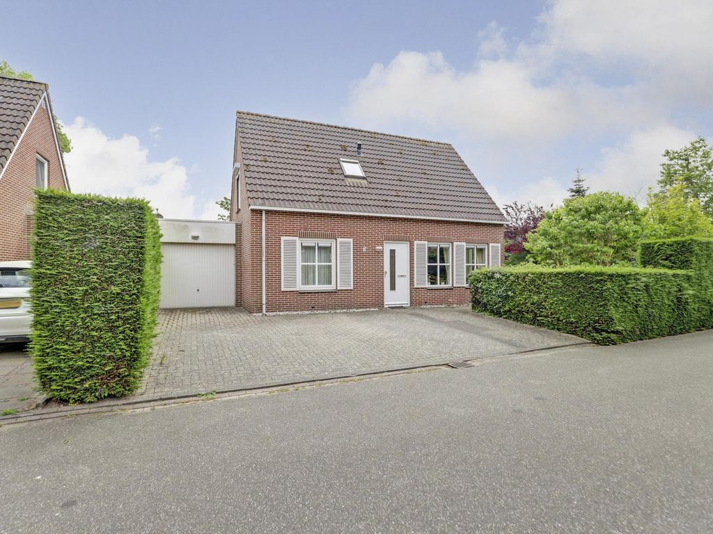 Platboslaan 16, BURGH-HAAMSTEDE