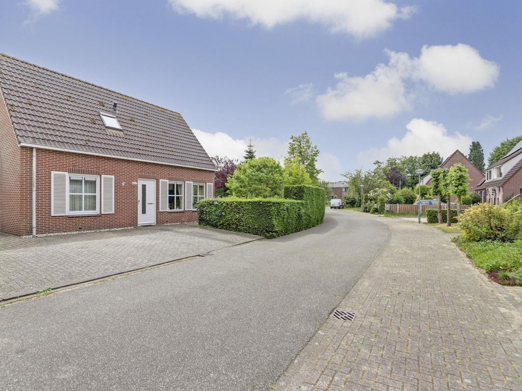 Platboslaan 16, BURGH-HAAMSTEDE