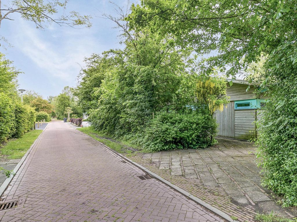 Zwanenlaan 37, KAMPERLAND