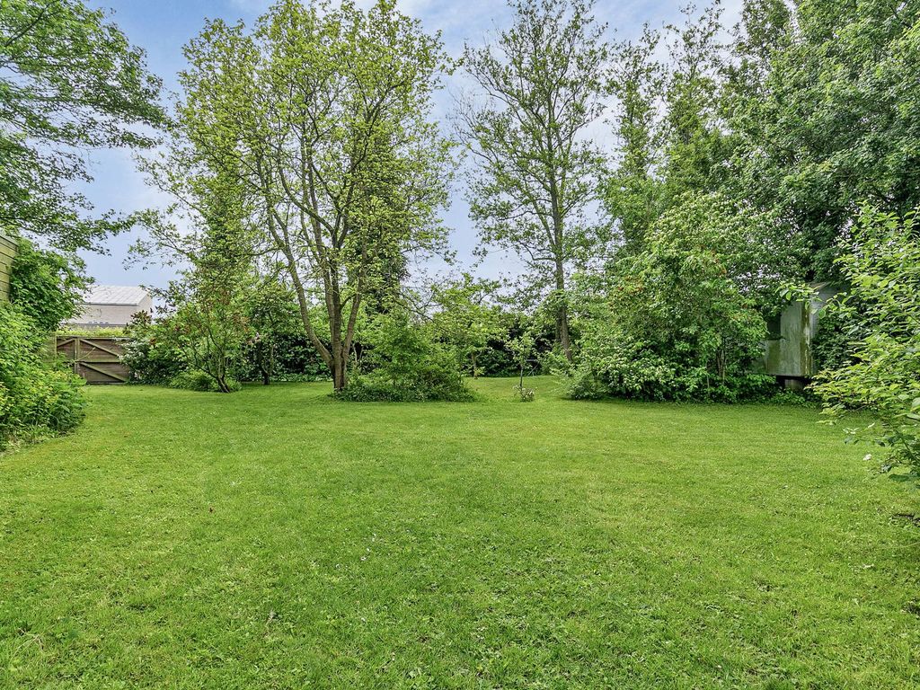 Zwanenlaan 37, KAMPERLAND