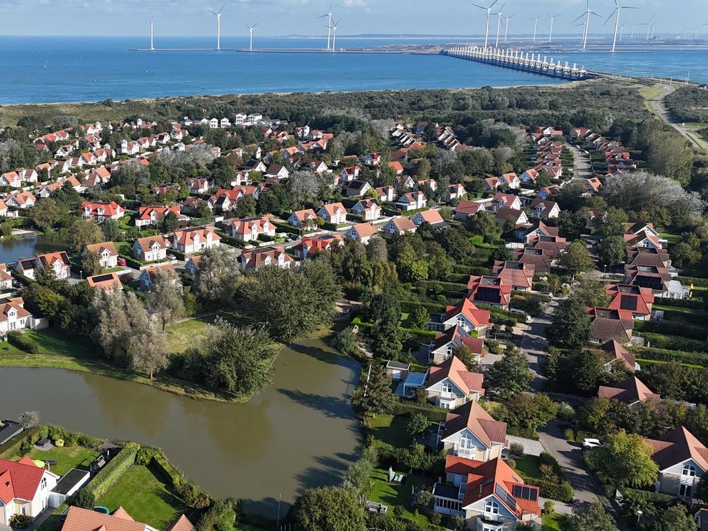 Oosterscheldelaan 12, KAMPERLAND