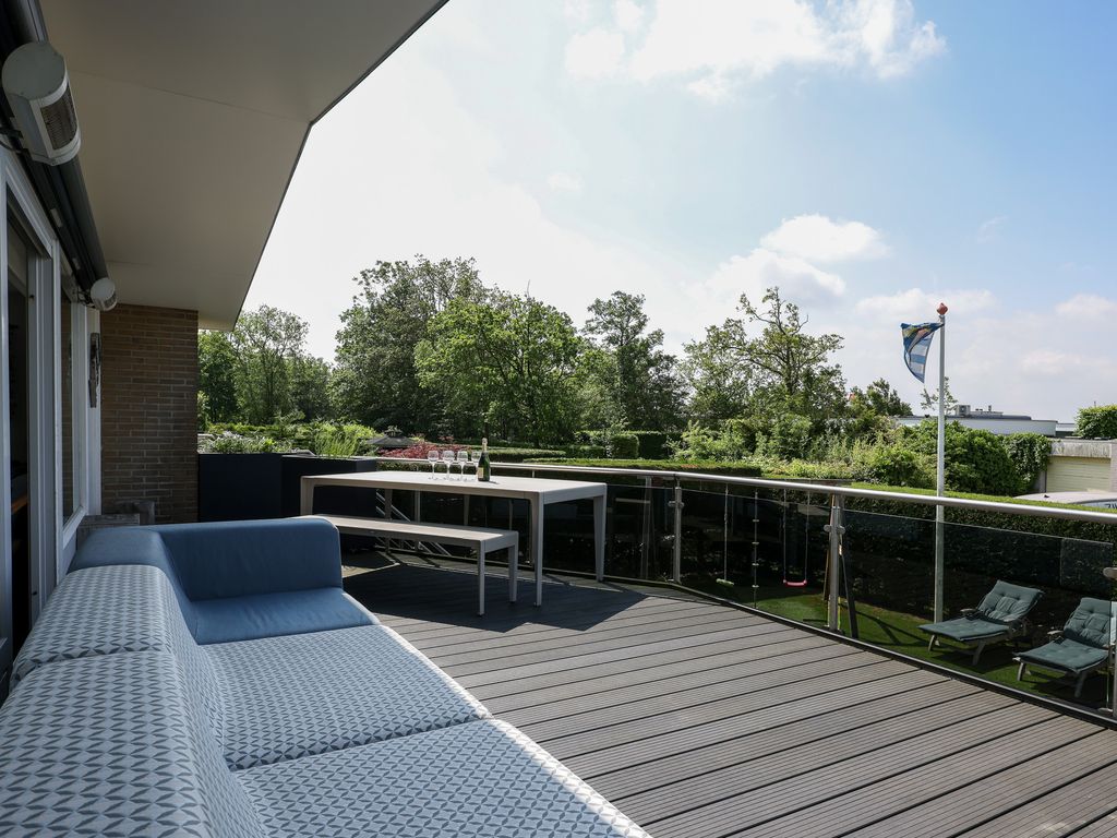 Sternlaan 8, KAMPERLAND