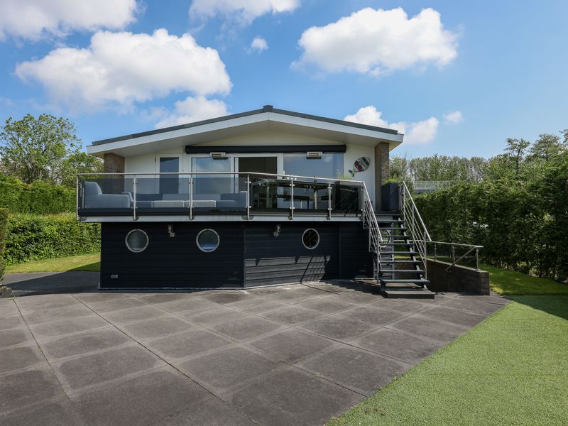 Sternlaan 8. , KAMPERLAND
