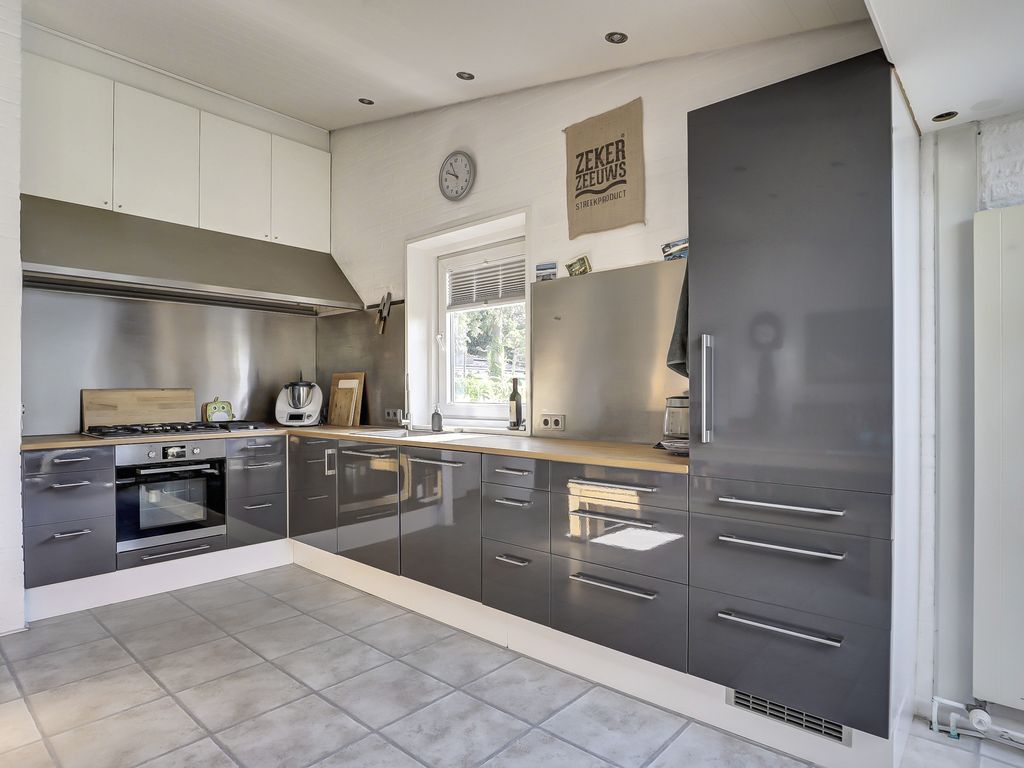 Eikenlaan 11, KAMPERLAND