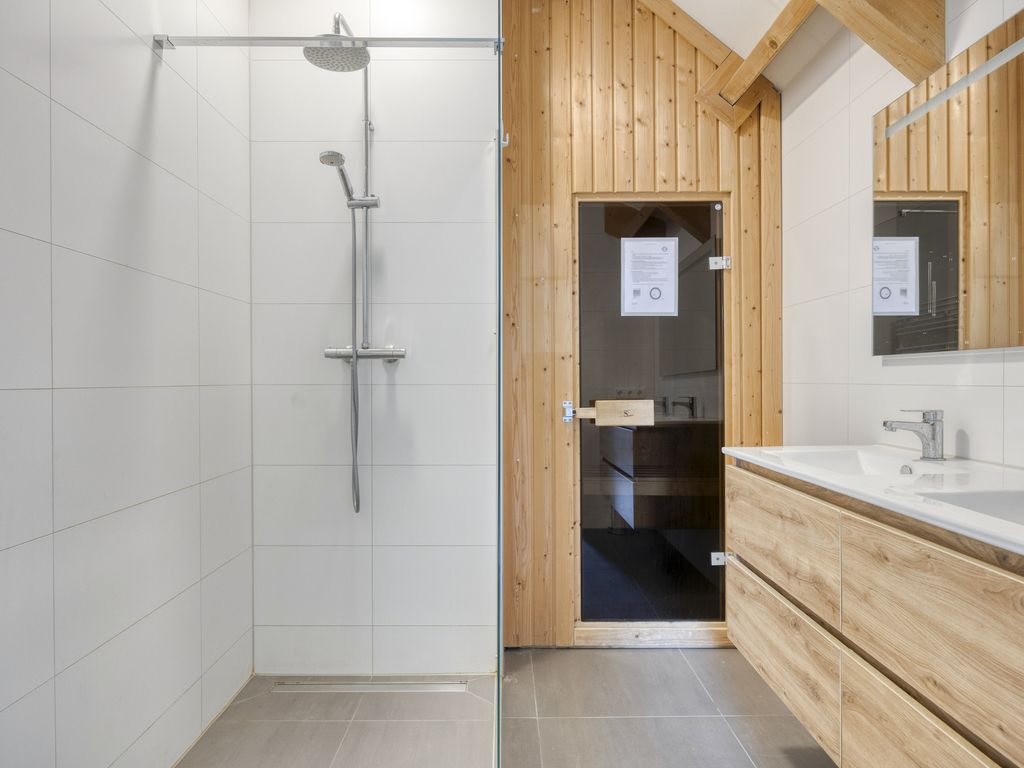 Oosterscheldelaan 50, KAMPERLAND