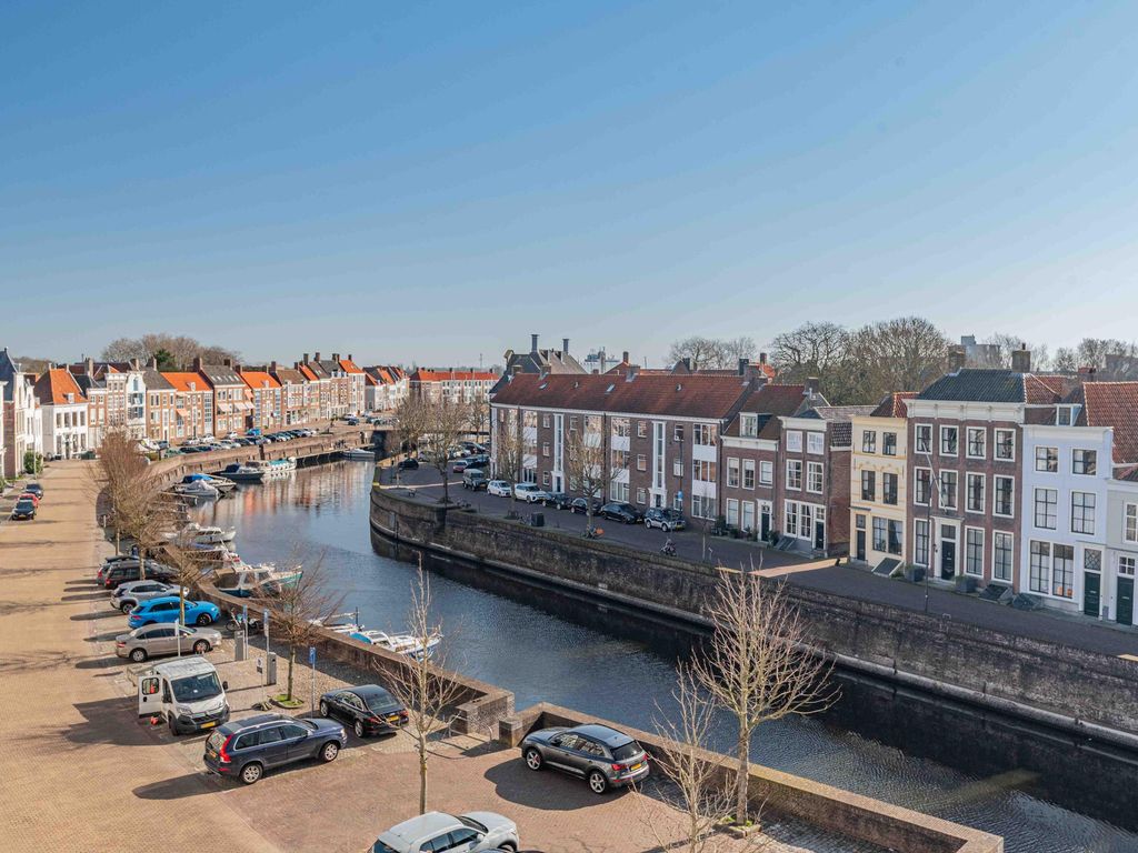 Dam 43E, MIDDELBURG