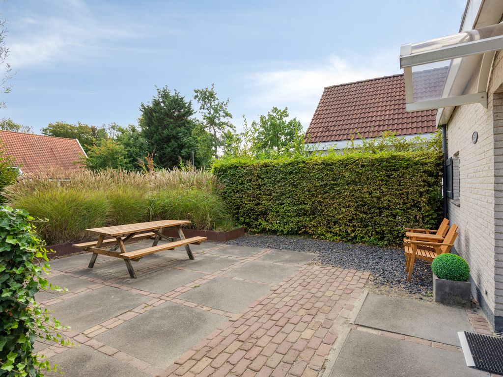 Hopman de Rijklaan 1, VROUWENPOLDER
