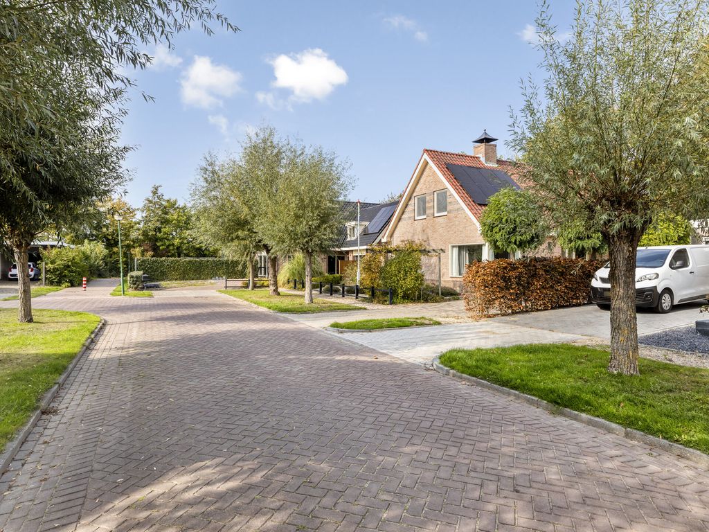 Knotwilgendreef 17, KAMPERLAND