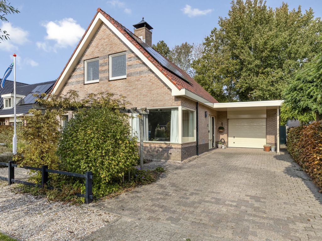 Knotwilgendreef 17, KAMPERLAND