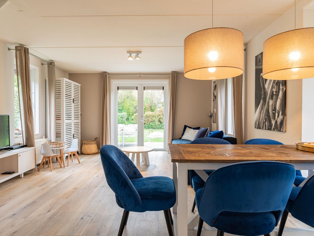 Helmgras 23, KAMPERLAND