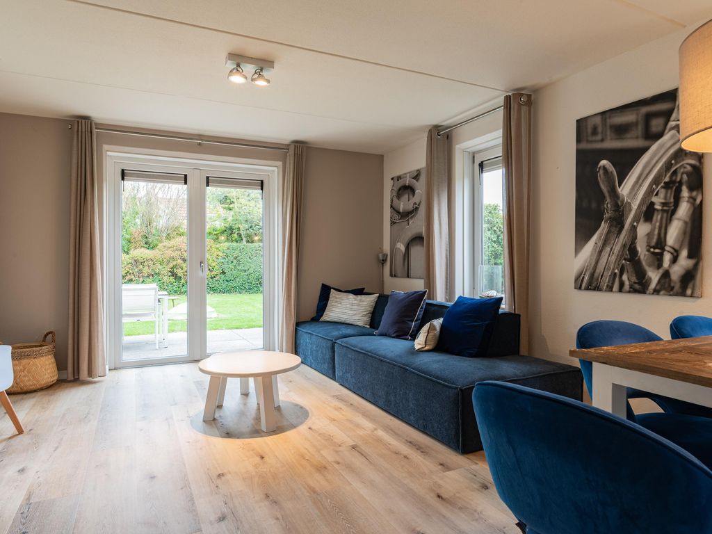 Helmgras 23, KAMPERLAND