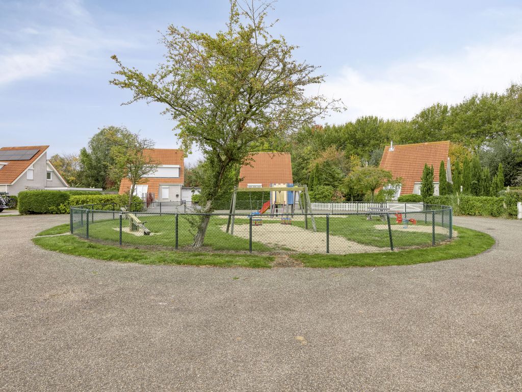 Strand 32, SCHARENDIJKE