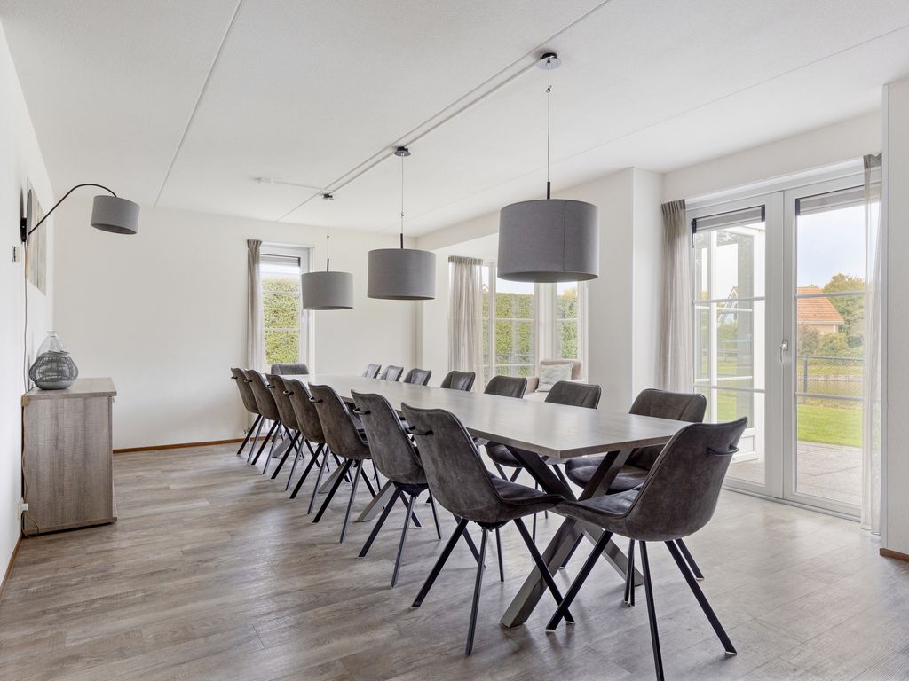 Helmgras 6-8 , KAMPERLAND