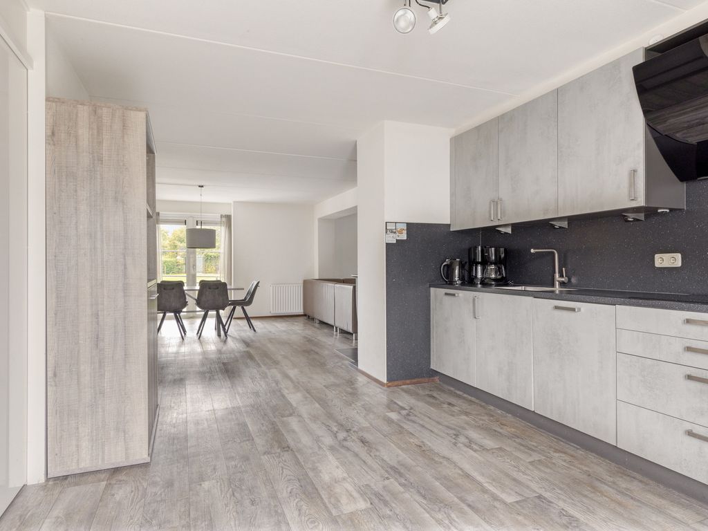 Helmgras 6-8 , KAMPERLAND