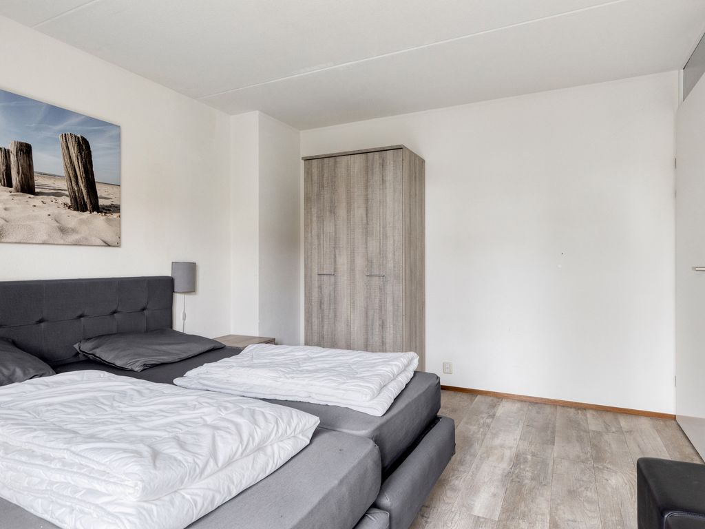 Helmgras 6-8 , KAMPERLAND