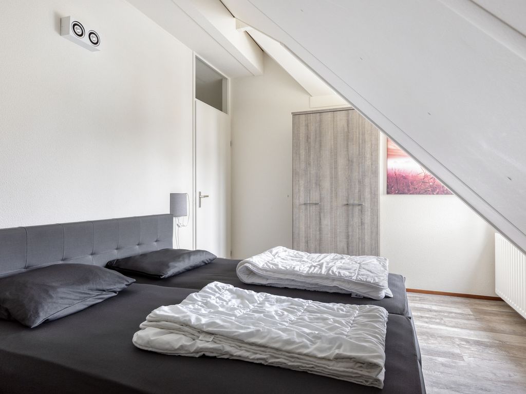 Helmgras 6, Kamperland