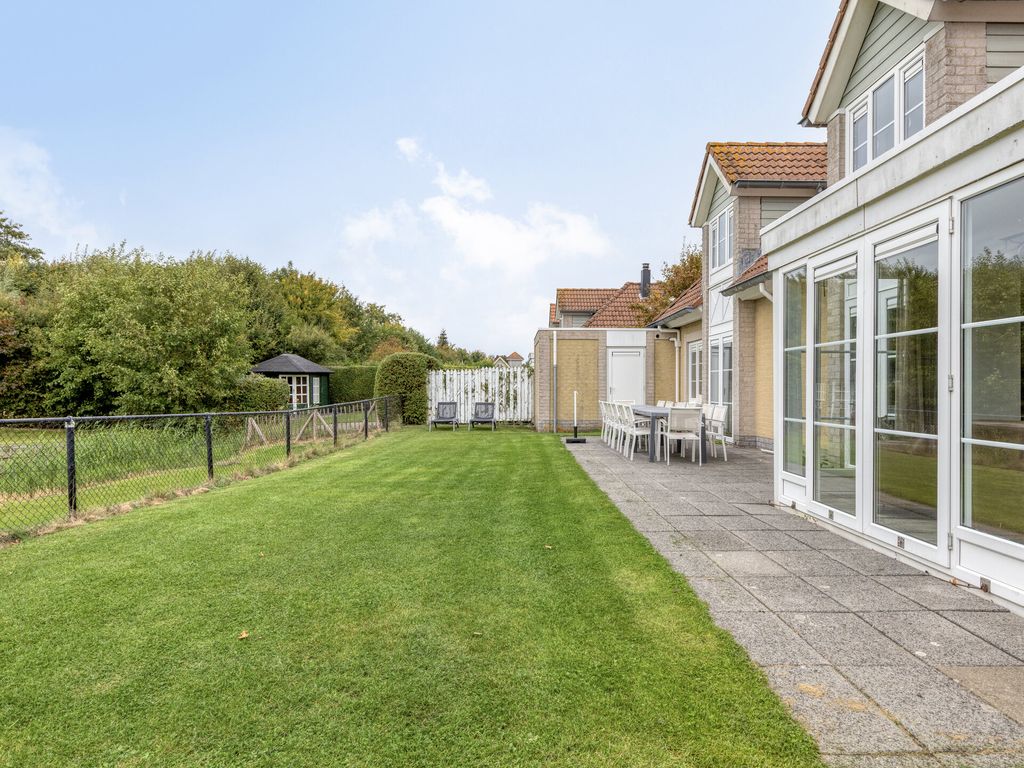 Helmgras 6, Kamperland