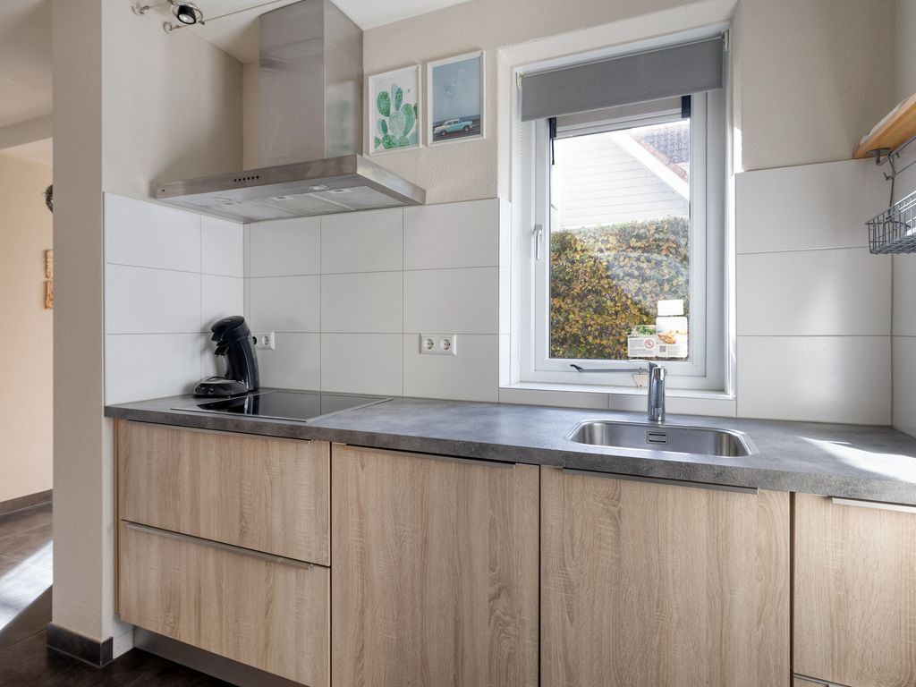 Kering 23, KAMPERLAND