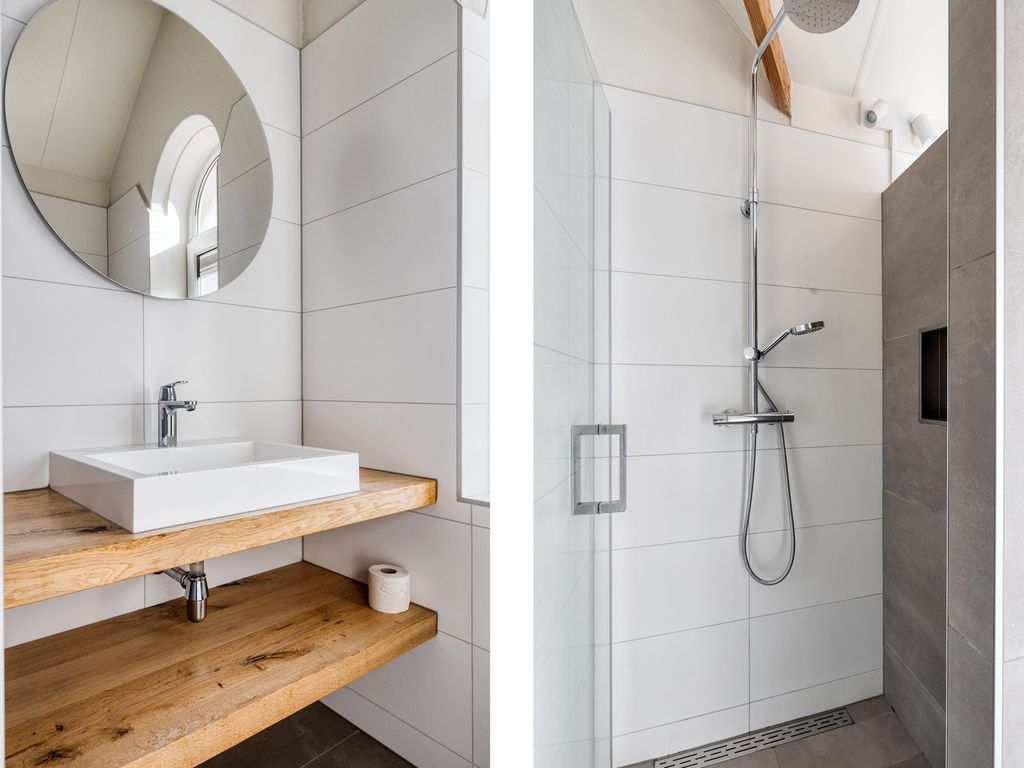 Kering 23, KAMPERLAND