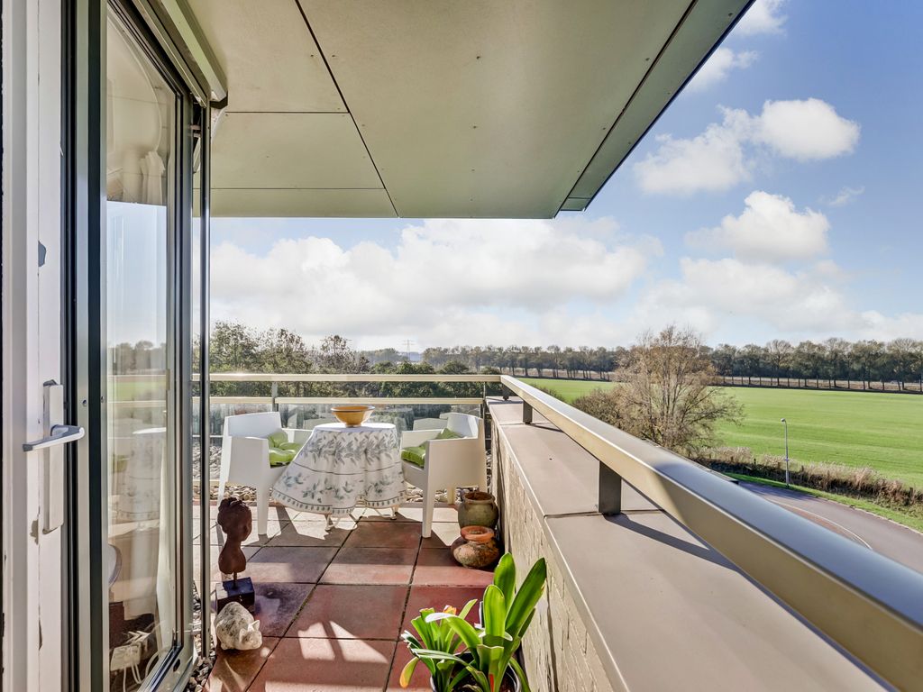 Weegbreepad 30, GOES