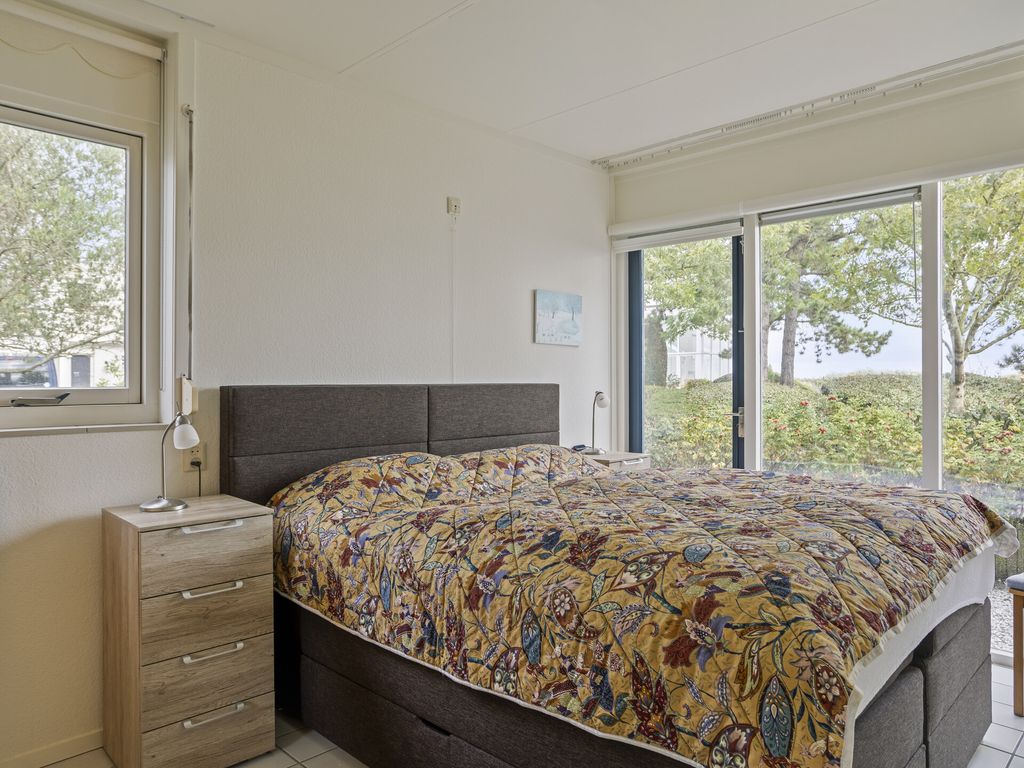 Ostrea 15, KAMPERLAND