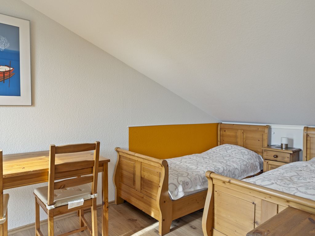 Ostrea 15, KAMPERLAND