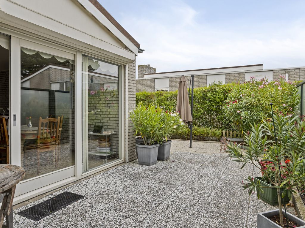 Ostrea 15, KAMPERLAND