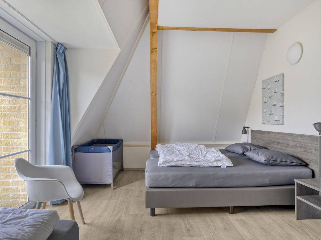 Oosterscheldelaan 5, KAMPERLAND